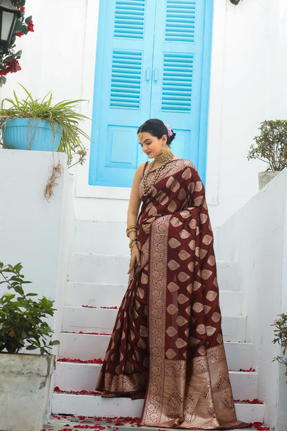 Solid Banarasi Silk Blend Saree with Zari Butta Pattern