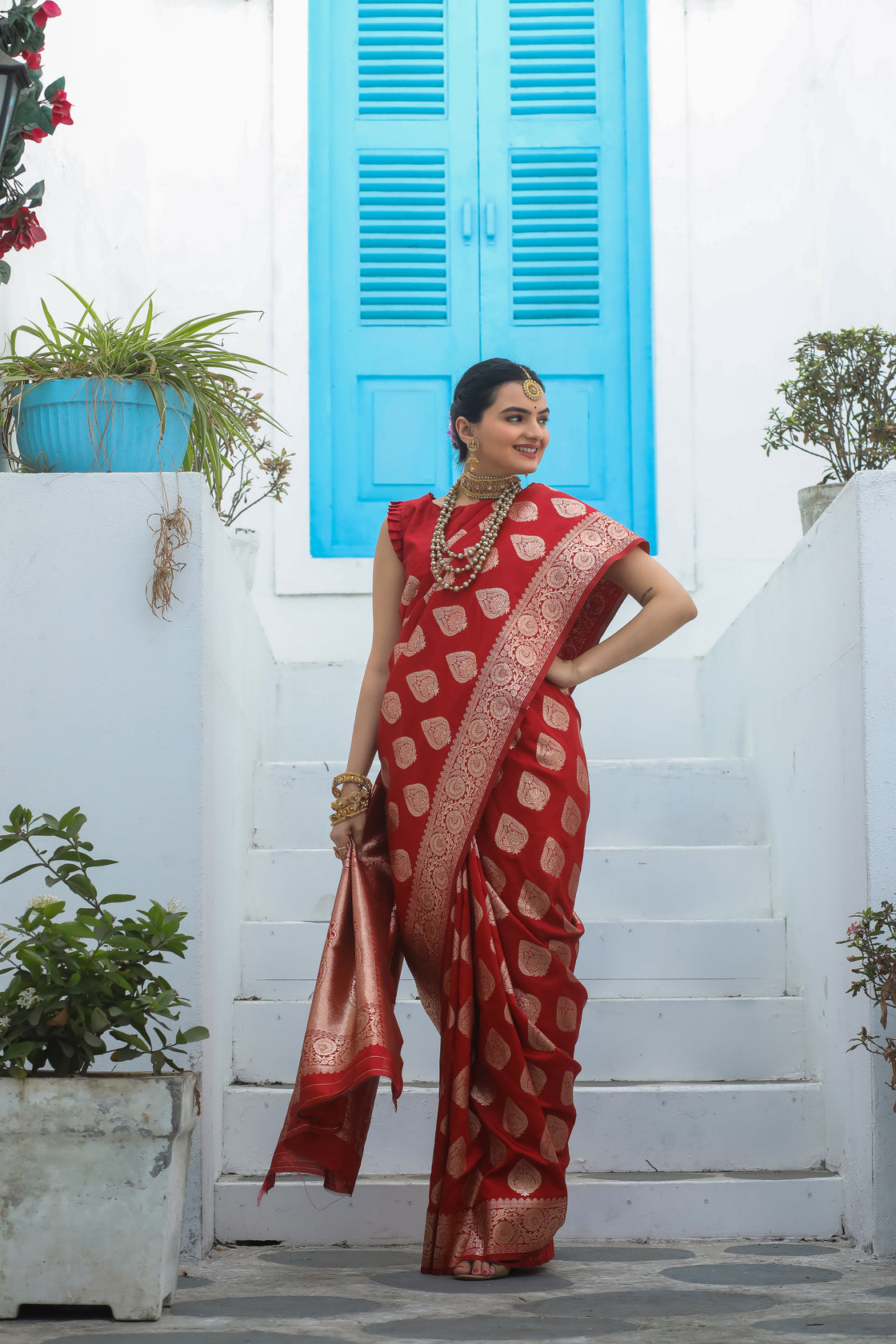 Solid Banarasi Silk Blend Saree with Zari Butta Pattern