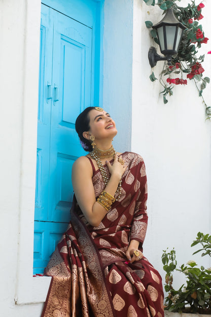 Solid Banarasi Silk Blend Saree with Zari Butta Pattern