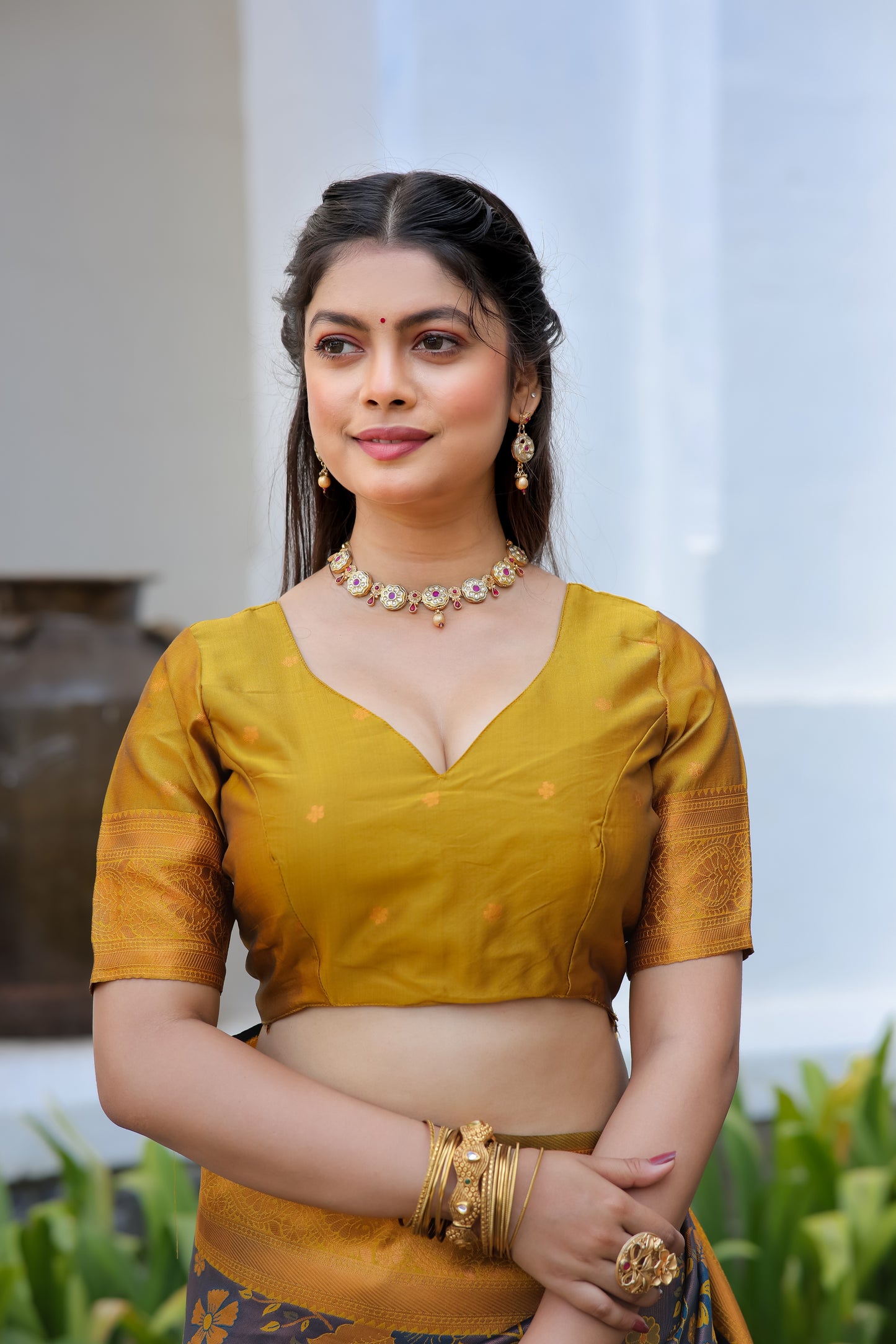 Woven Banarasi Silk Blend Saree