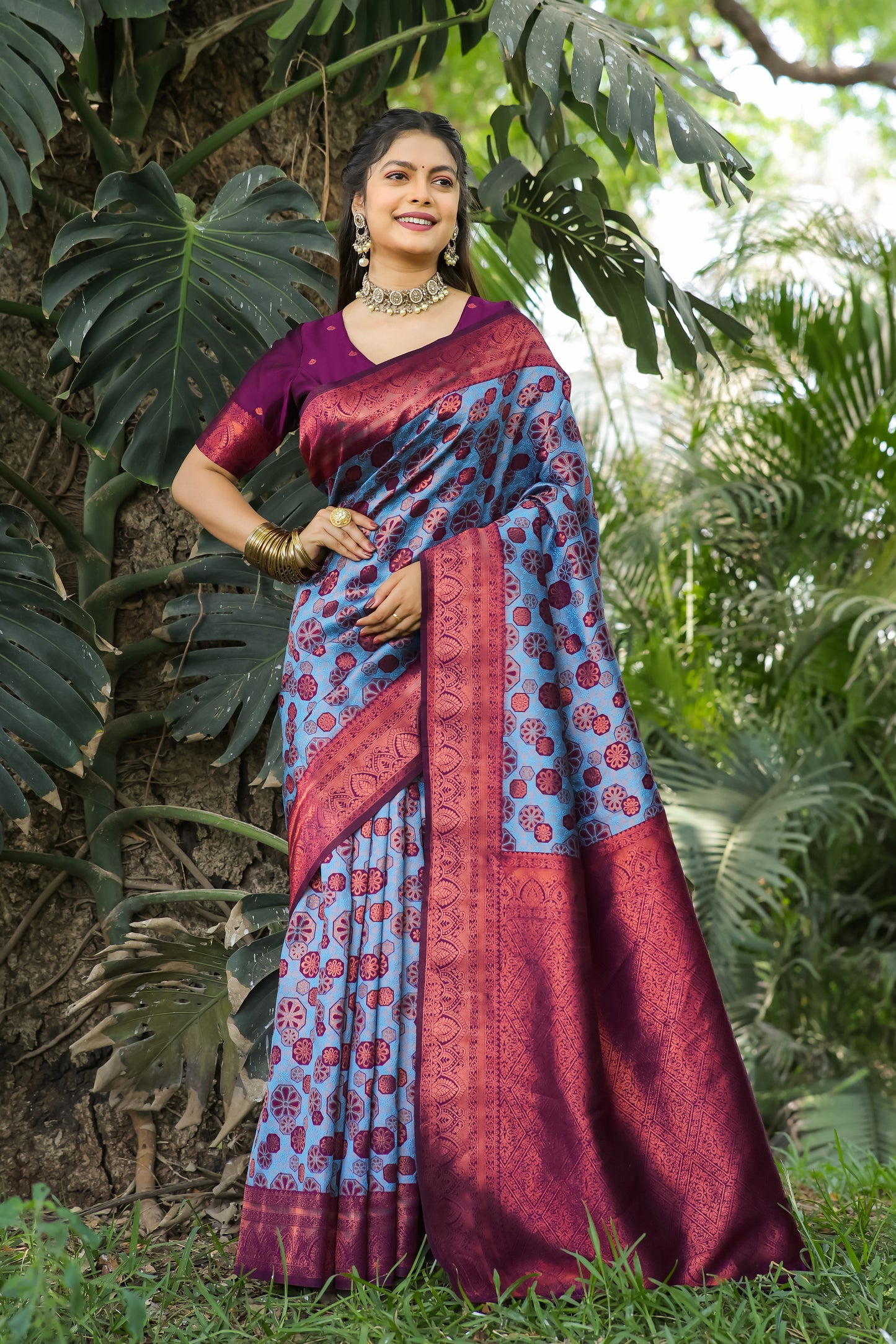 Woven Banarasi Silk Blend Saree
