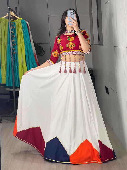 Garba and Dandiya Beautifully Crafted Lehenga Choli Set