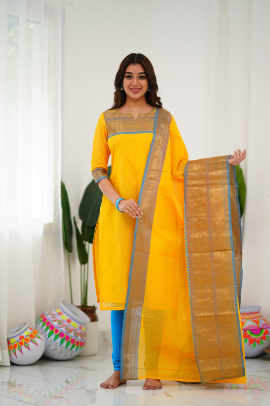 color-yellow