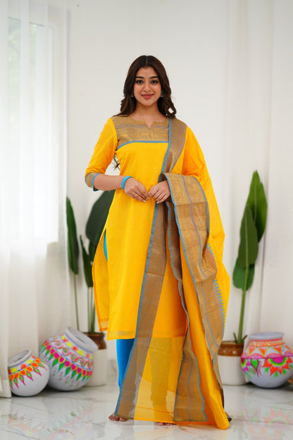 color-yellow
