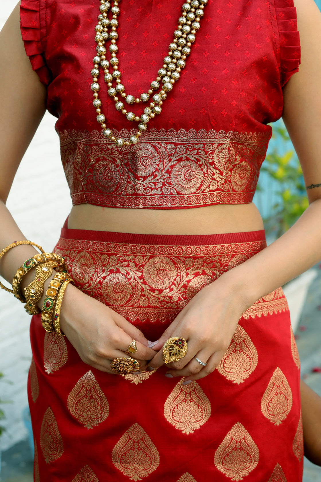 Solid Banarasi Silk Blend Saree with Zari Butta Pattern