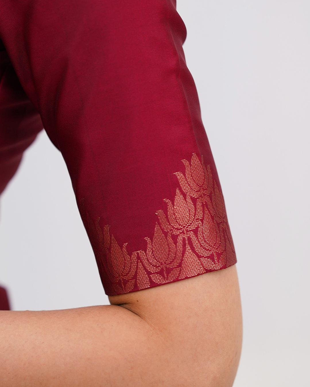 color-maroon