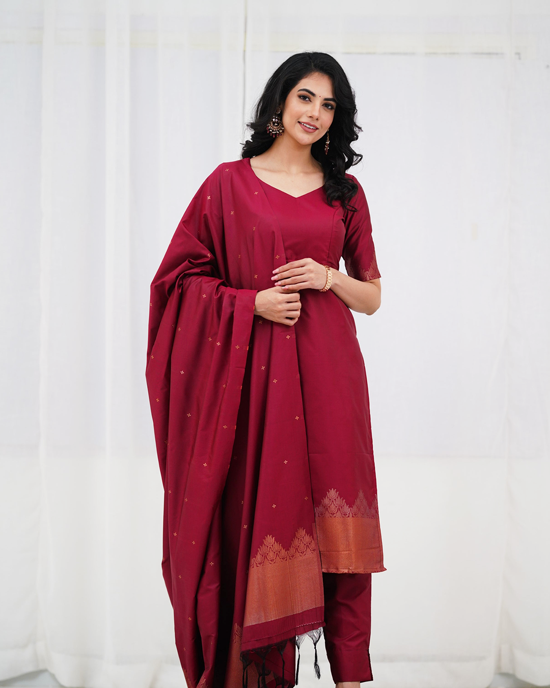 color-maroon