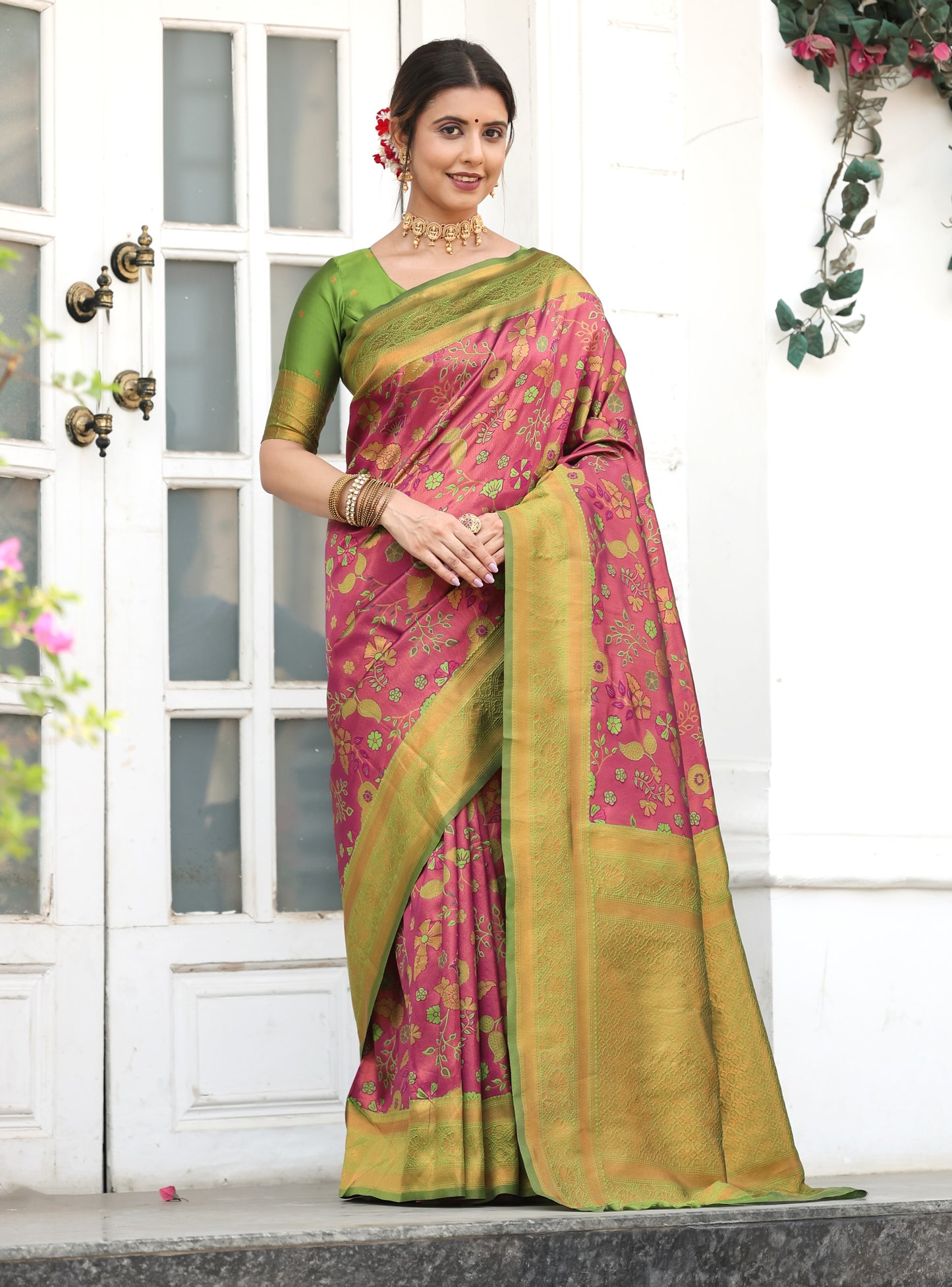 Woven Banarasi Silk Blend Saree