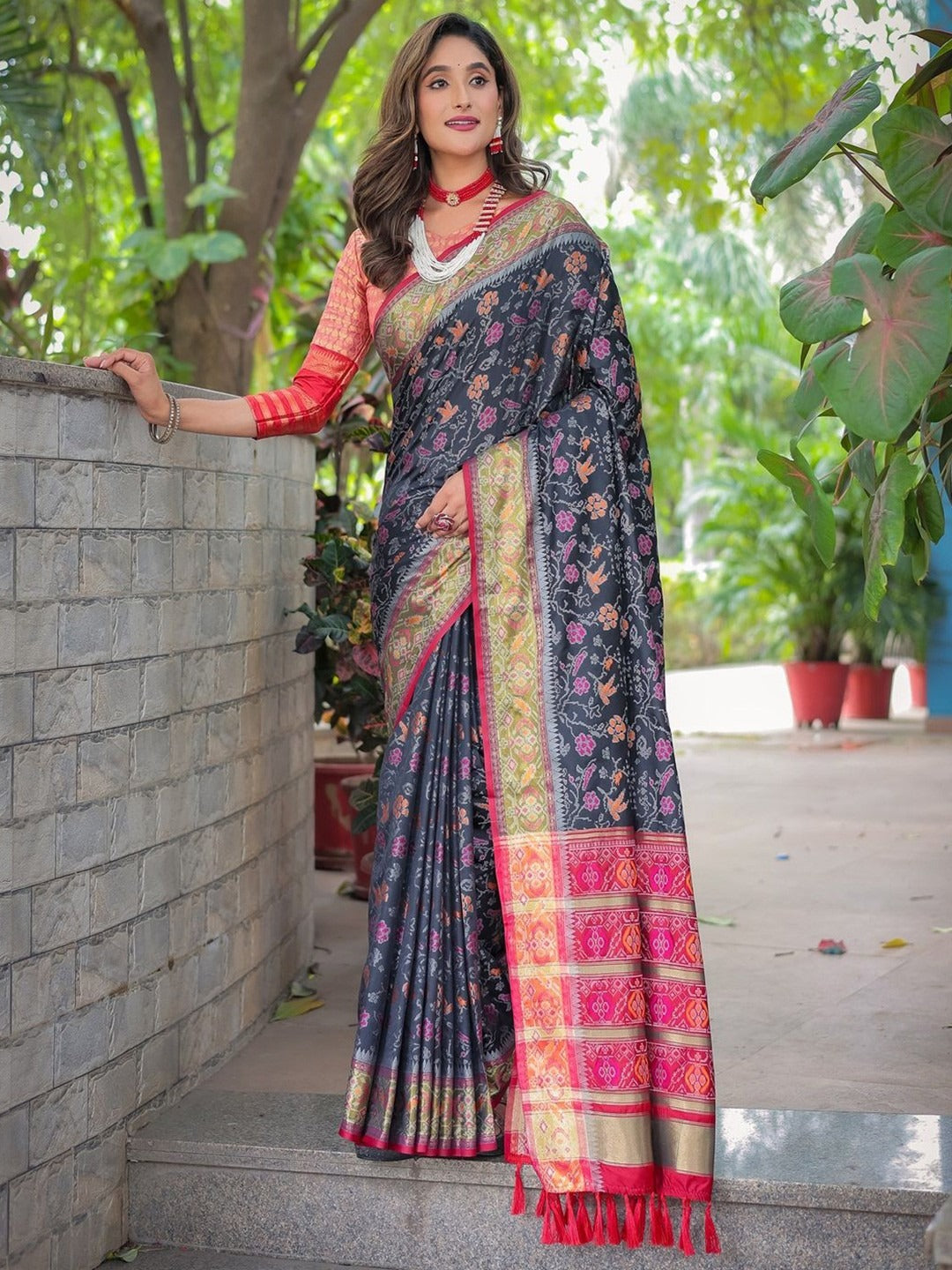 Floral Zari Designer Patola Saree